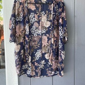 Floral Navy Kimono Top
